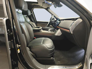 immagine del veicolo LAND ROVER Range Rover 3.0 Si6 P510e SV + Gancio traino elettrico e pneumatici invernali inclusi