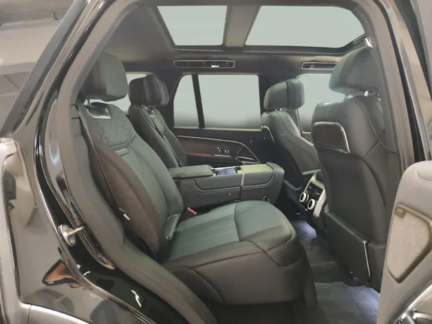 Land Rover Range Rover 3.0 Si6 P510e SV + Gancio traino elettrico e pneumatici invernali inclusi