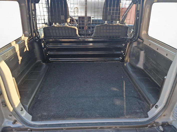 Fahrzeugbild SUZUKI JIMNY