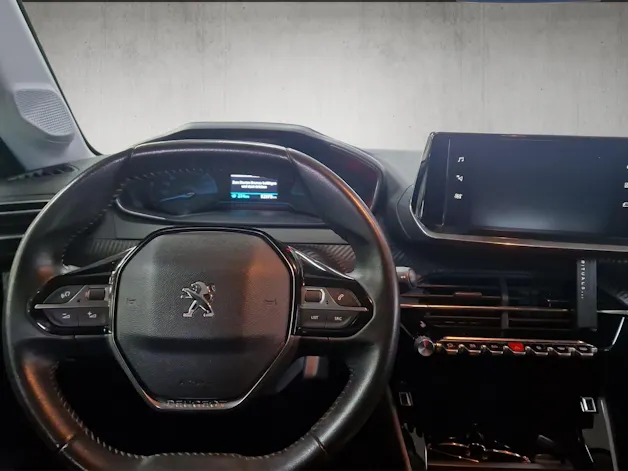 Peugeot 208 e-Active