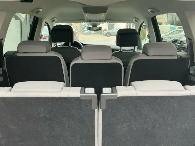 VW Touran 2.0 TDI DSG HIGHLINE *** 7 -SITZER ***