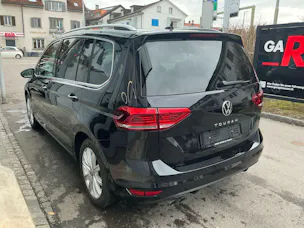 VW Touran 2.0 TDI DSG HIGHLINE *** 7 -SITZER ***