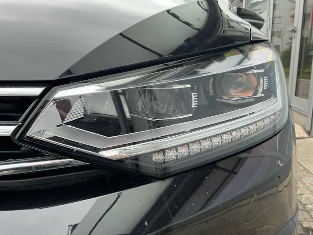 VW Touran 2.0 TDI DSG HIGHLINE *** 7 -SITZER ***