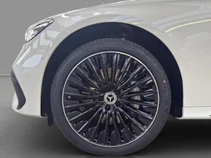 Mercedes-Benz E 220 d T 4Matic 9G-Tronic