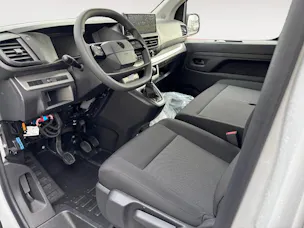 Peugeot Expert 2.0 BlueHDi 145 S&S Vertiefte Kabine Long