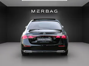 Mercedes-Benz E 300 e 4Matic 9G-Tronic