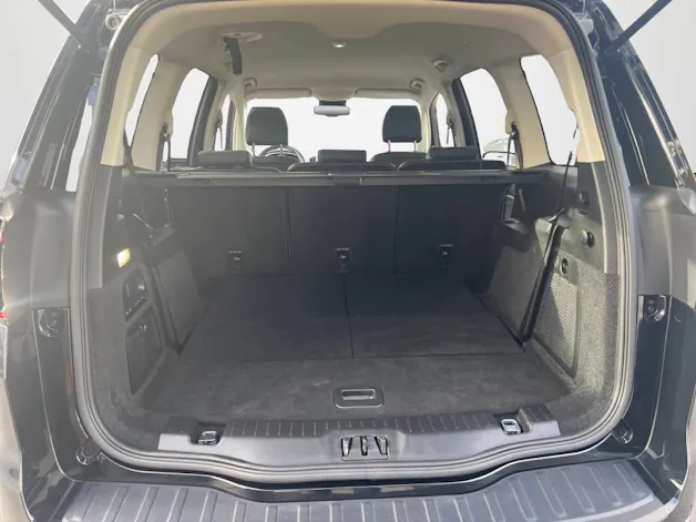 Ford Galaxy 2.5 Hybrid Titanium 7P