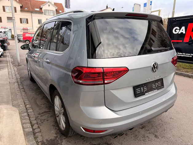 VW Touran 2.0 TDI 150PS DSG HIGHLINE *** TOP AUSSTATTUNG ***
