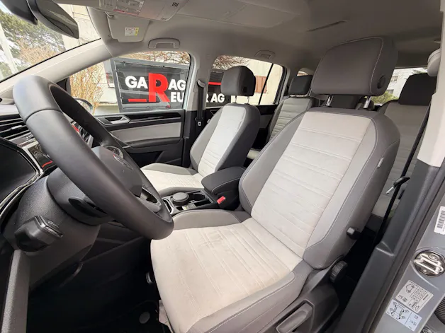 VW Touran 2.0 TDI 150PS DSG HIGHLINE *** TOP AUSSTATTUNG ***