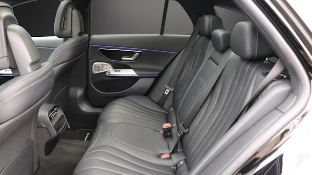 Mercedes-Benz E 200 4Matic T 9G-Tronic