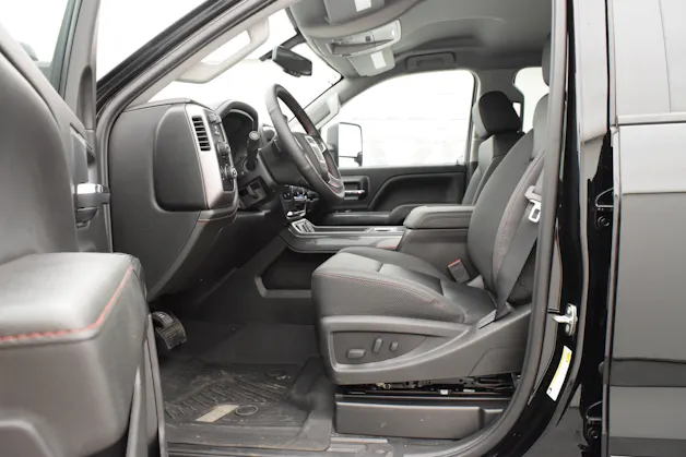 GMC Sierra 2500 HD 6.6 All Terrain X 15T