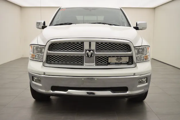 Dodge Ram 1500 5.7 Laramie Quad cab