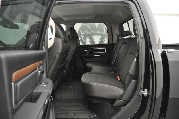 Dodge Ram 3500 6.7 TD Crew Cab Lar.