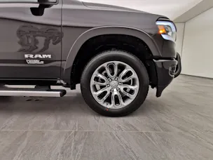 Dodge Ram 1500 5.7 V8 Laramie Sport