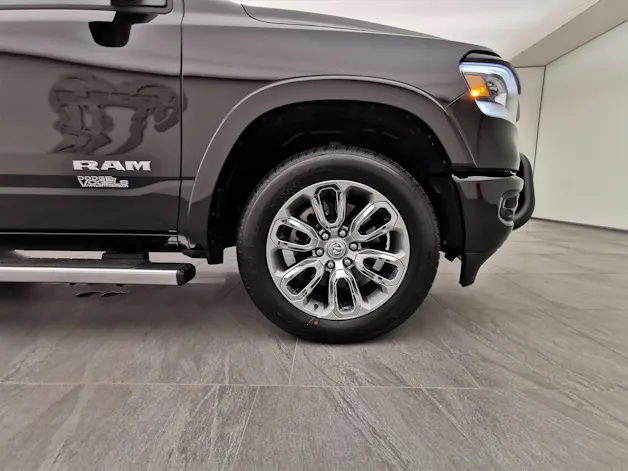 Dodge Ram 1500 5.7 V8 Laramie Sport