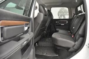 Dodge Ram 3500 6.7 TD Crew Cab Lar.