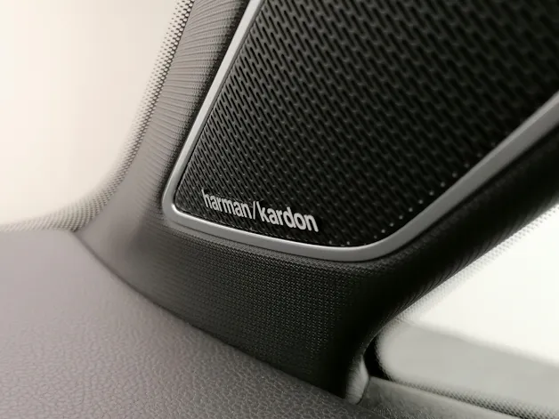VW Golf Variant 2.0 TSI R DSG 4Motion