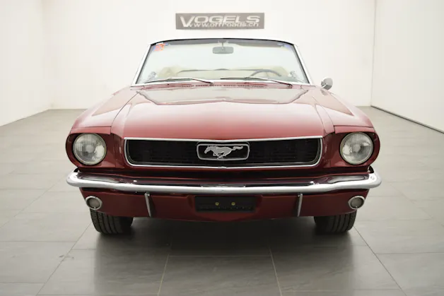 Ford Mustang GT Convertible V8 A-Code
