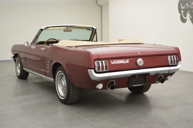 Ford Mustang GT Convertible V8 A-Code