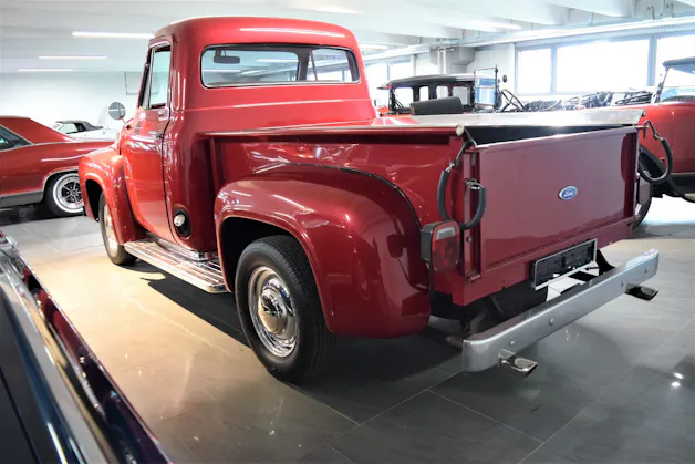 Ford F-Pickup F-100