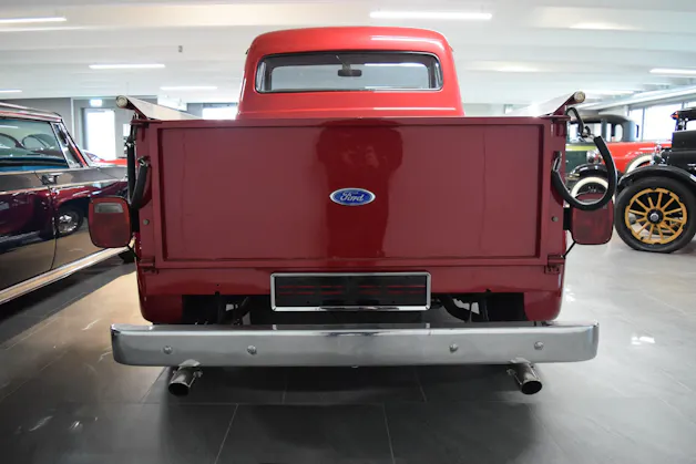 Ford F-Pickup F-100