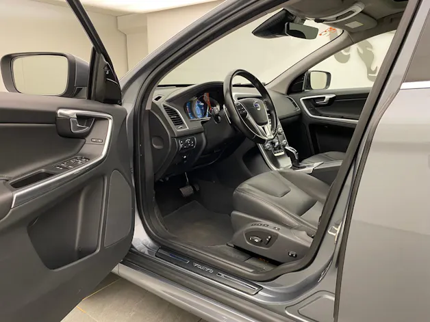 Volvo XC60 D5 AWD Summum