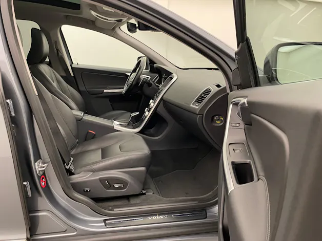 Volvo XC60 D5 AWD Summum