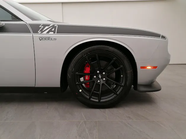Dodge Challenger T/A 5.7