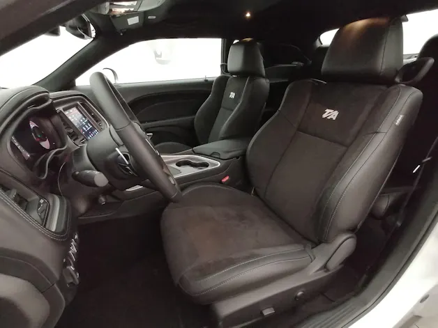 Dodge Challenger T/A 5.7