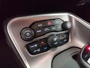 Dodge Challenger T/A 5.7