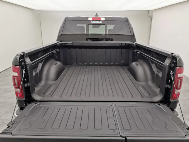 Dodge Ram 1500 5.7 V8 Limited eTorque Crew Cab