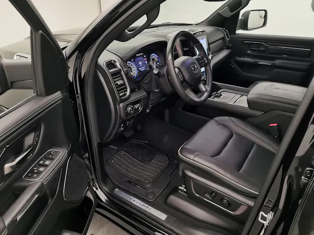 Dodge Ram 1500 5.7 V8 Limited eTorque Crew Cab