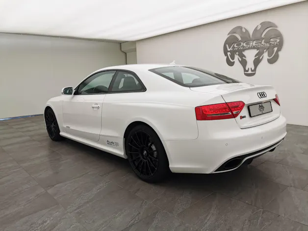 Audi RS5 Quattro 4.2 FSI S-tronic