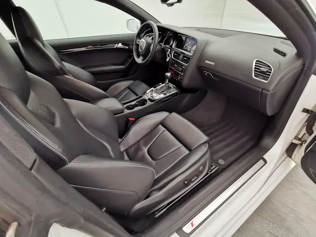 Audi RS5 Quattro 4.2 FSI S-tronic