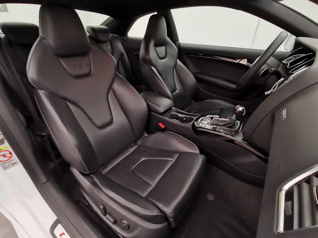 Audi RS5 Quattro 4.2 FSI S-tronic