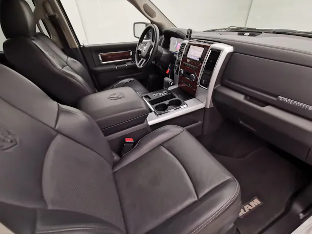 Dodge RAM 1500 CrewCab Laramie