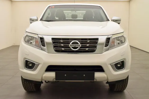Nissan Navara 2.3 cCi Double Cab 7T AHK