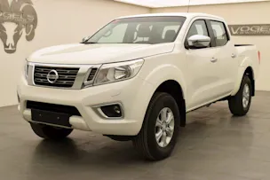 Nissan Navara 2.3 cCi Double Cab 7T AHK