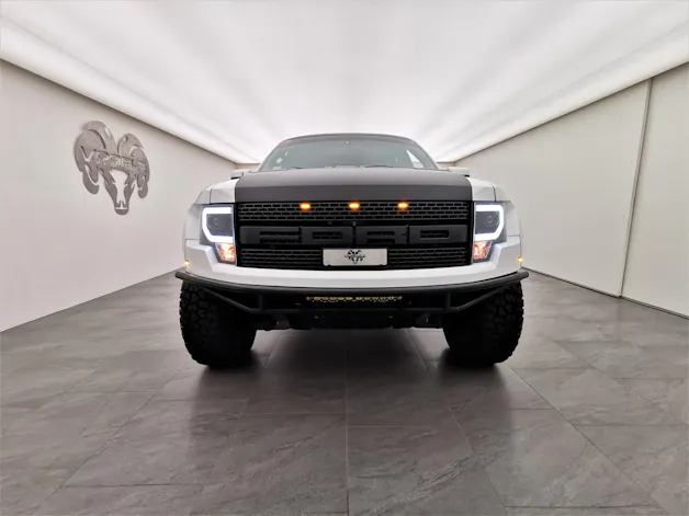 Ford F-150 SVT Raptor SuperCrew 6.2