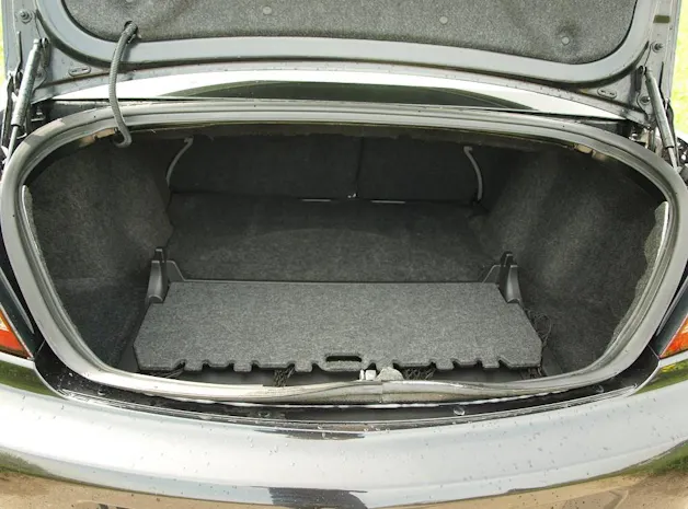 Chrysler Sebring 2.7 V6 Limousine Ltd.