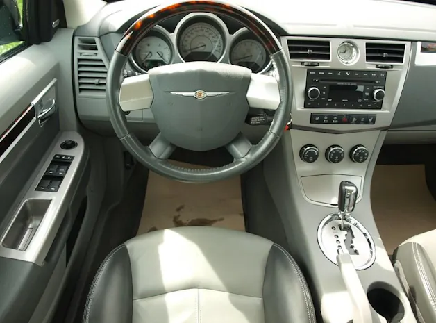 Chrysler Sebring 2.7 V6 Limousine Ltd.