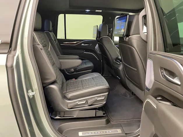 Cadillac Escalade 6.2 ESV Platinum Sport AWD