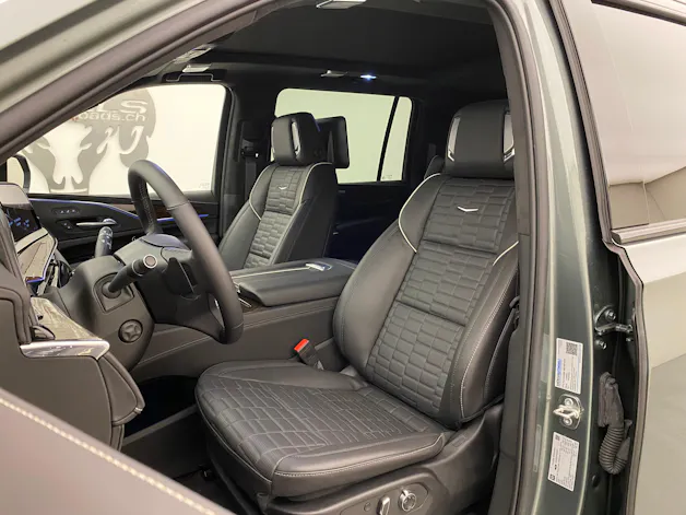 Cadillac Escalade 6.2 ESV Platinum Sport AWD
