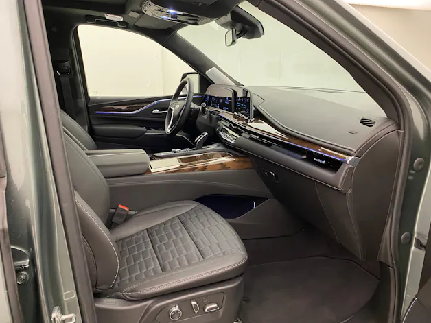 Cadillac Escalade 6.2 ESV Platinum Sport AWD