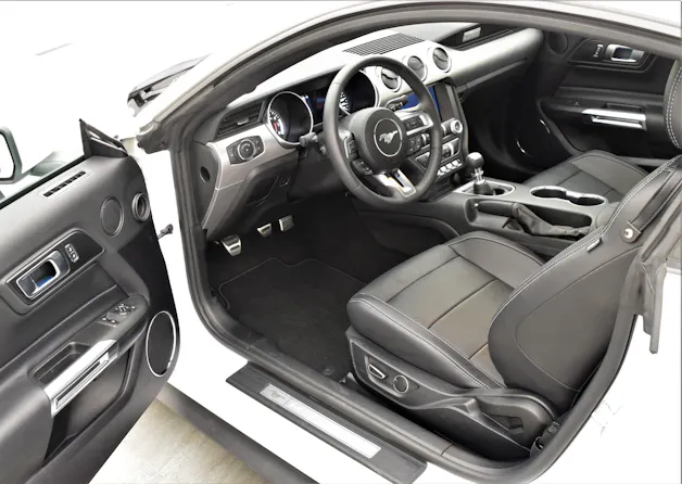 Ford Mustang 5.0 GT Fastback