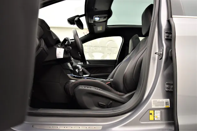 Peugeot 308 SW 2.0 BlueHDI GT