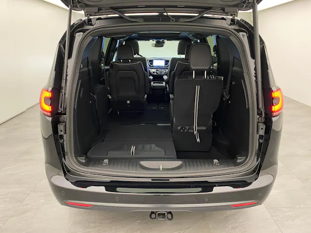Chrysler Pacifica Limited Sport Night AWD