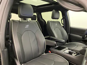 Chrysler Pacifica Limited Sport Night AWD