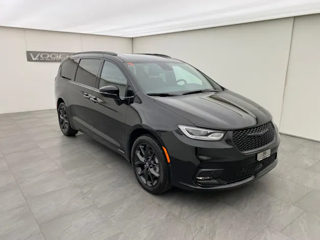 Chrysler Pacifica Limited Sport Night AWD