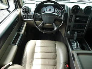 Hummer H2 6.0 V8